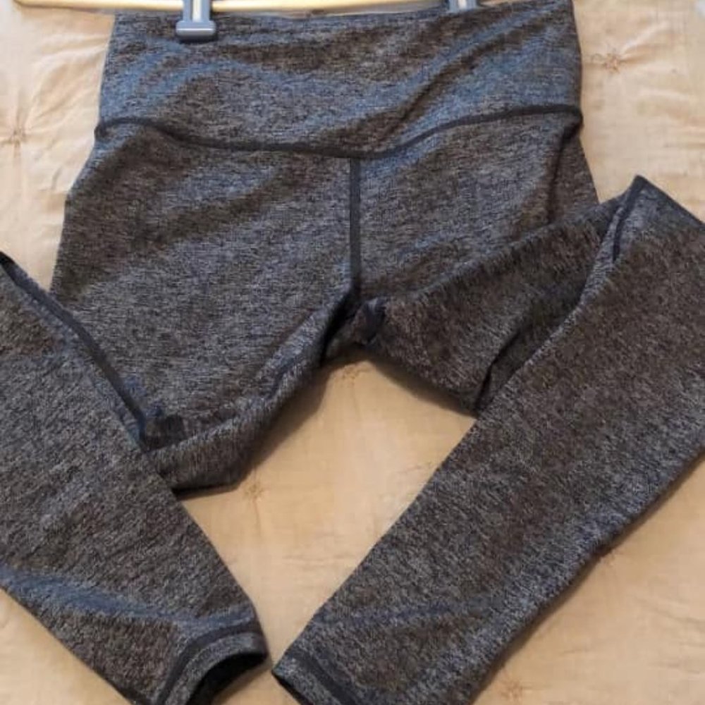Victoria Secret Leggings size small